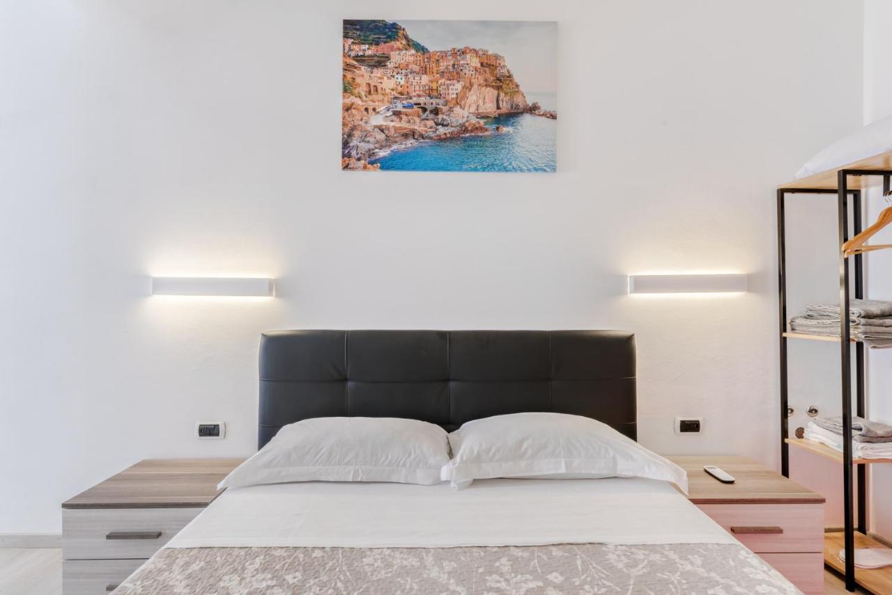 5 Terre Discovering Hotel Riomaggiore Exterior photo